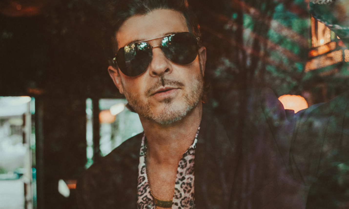 Grammy Award Nominee, R&B Hit-Maker; Robin Thicke Reintroduces Himself With New Album!