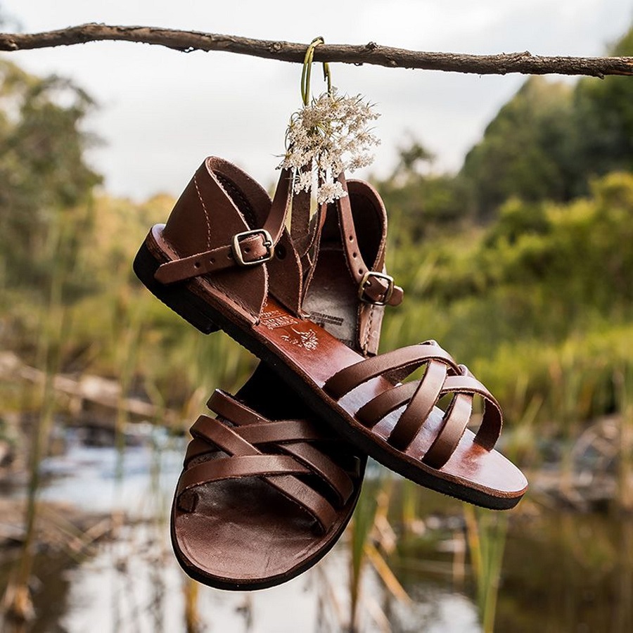 Leather Sandals:Granny Mouse Country House & Spa