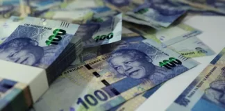 South African Rand Falls After Last-Minute National Budget Delay